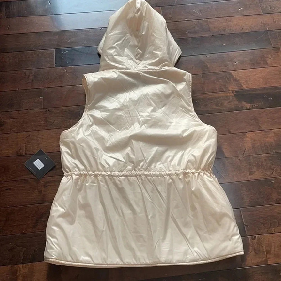Marc New York puffer Vest Hooded Lightly quilted Off white/Champagne Size M NWT - Picture 10 of 13